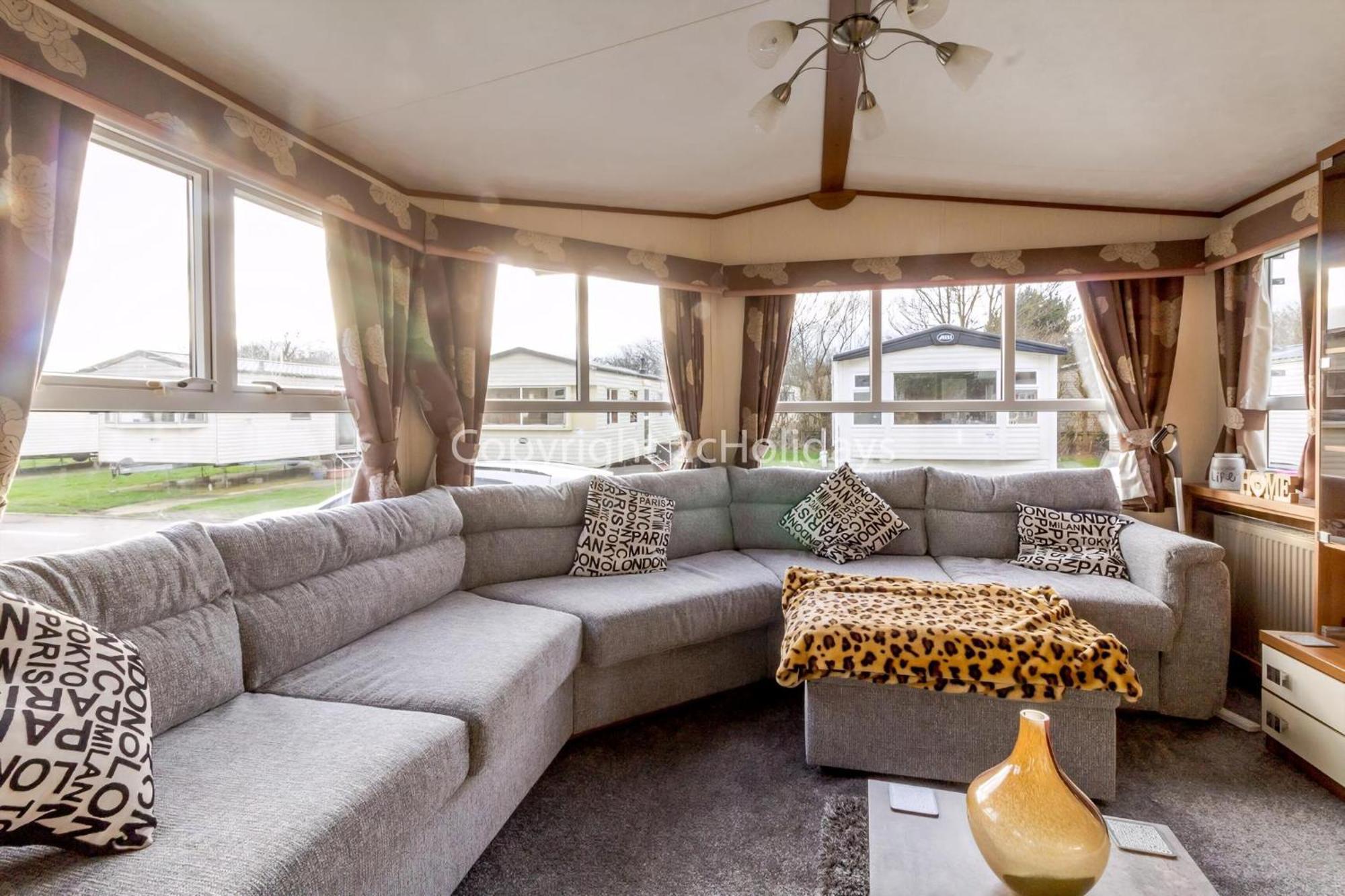 Lovely Caravan For Hire With Decking At Skipsea Sands In Yorkshire Ref 41015Wf Barmston Zewnętrze zdjęcie